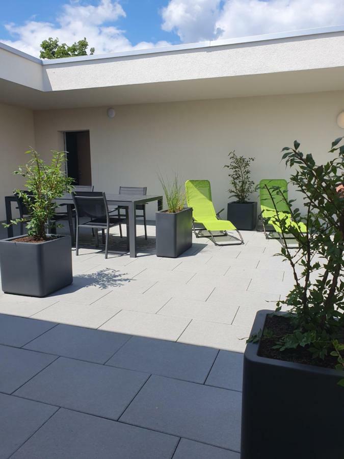 Atrium Apartments Sciaffusa Esterno foto
